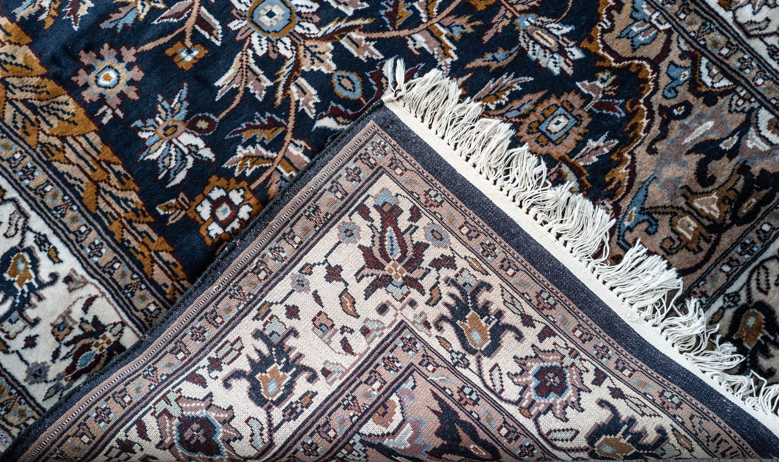 Hand Knotted Navy & Ivory 'Tree Of Life' Rug In 100% Wool Pile photo Textiles