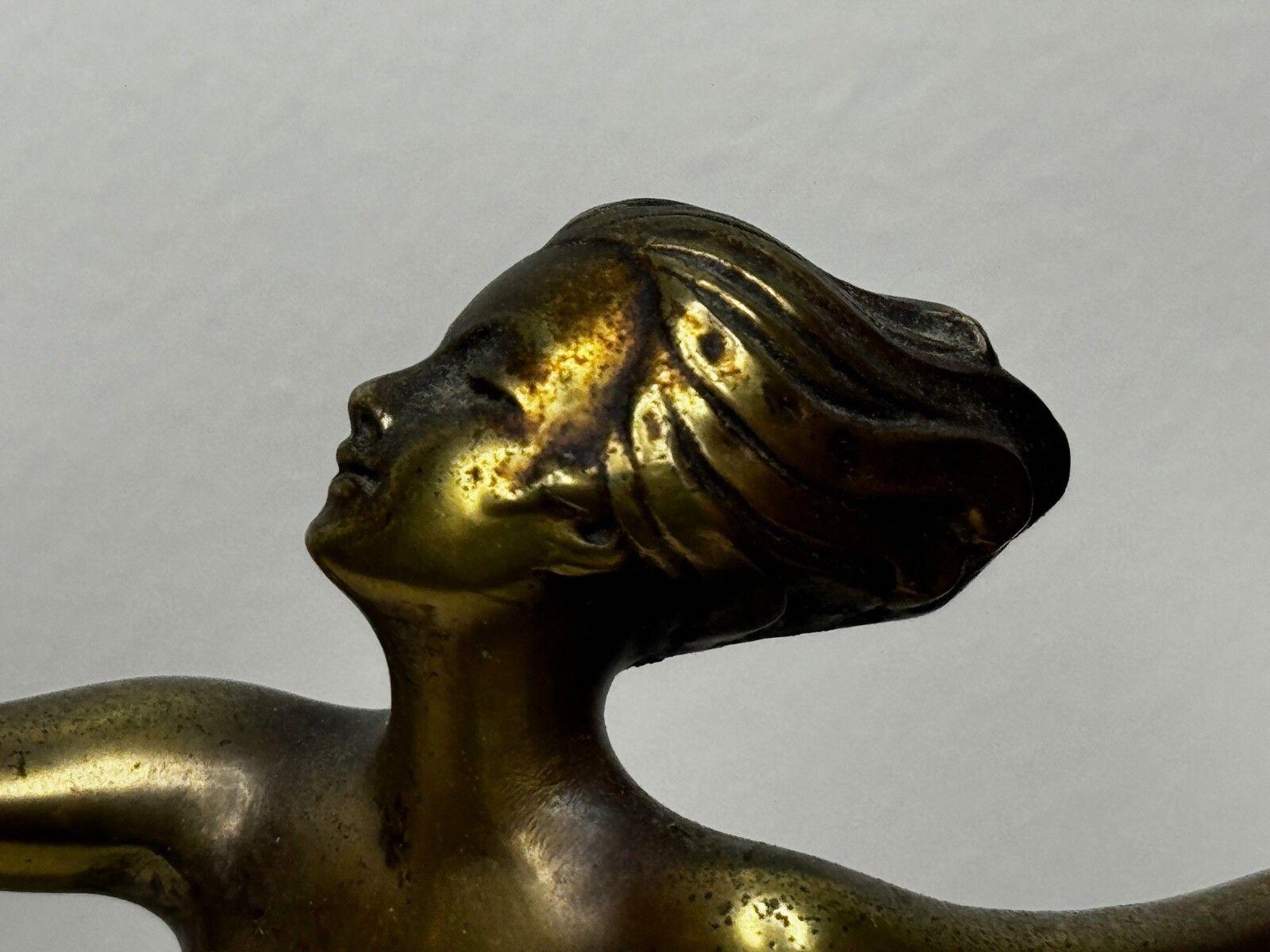 photo vinterior Austrian Art Deco Sculpture Dancing Lady Closed Eyes With Elegant Legs Lorenzl