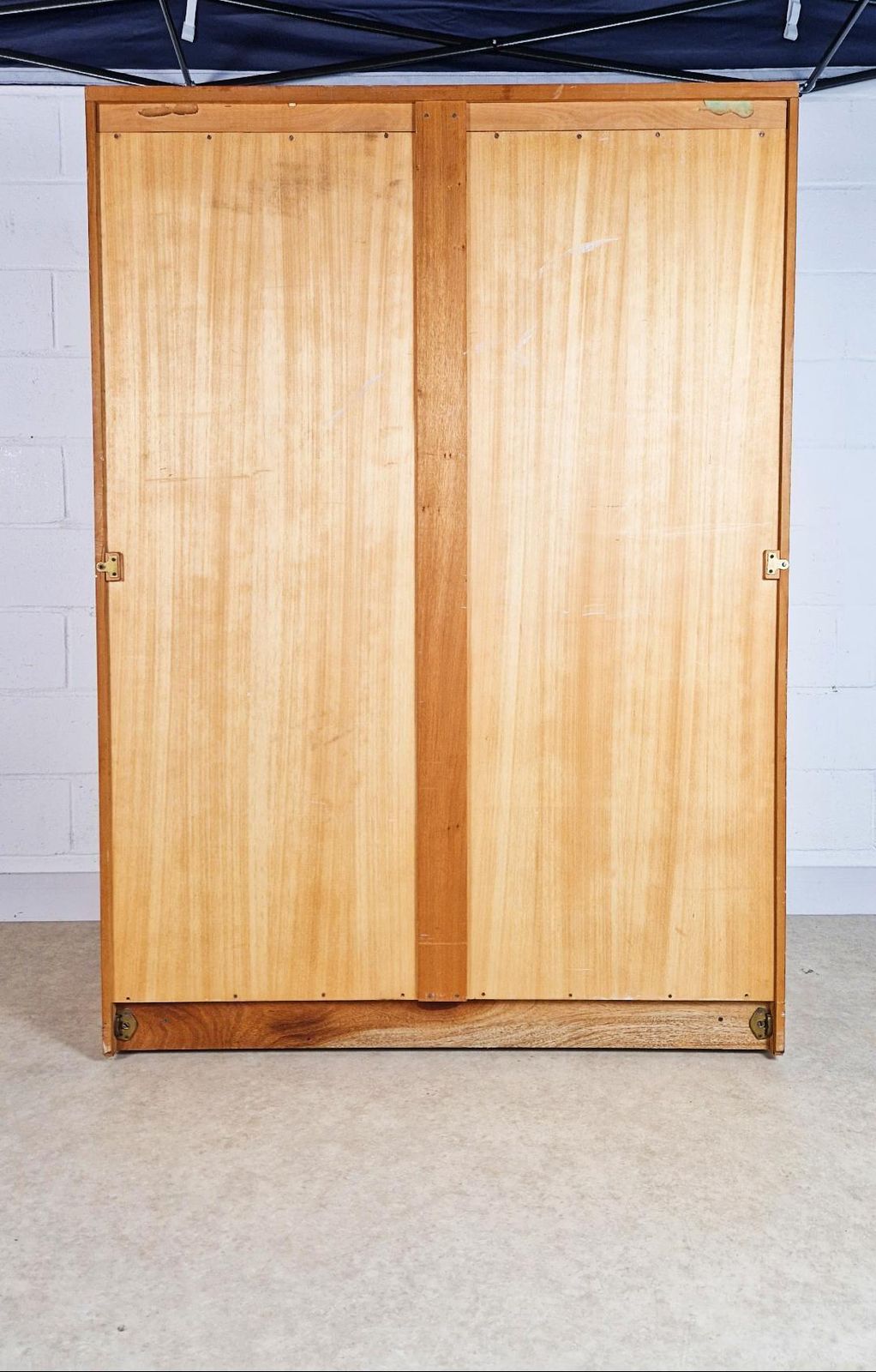 photo vinterior Gunther Hoffstead For Uniflex Q Range Vintage Mid Century Blonde Teak Double Wardrobe Pg187.