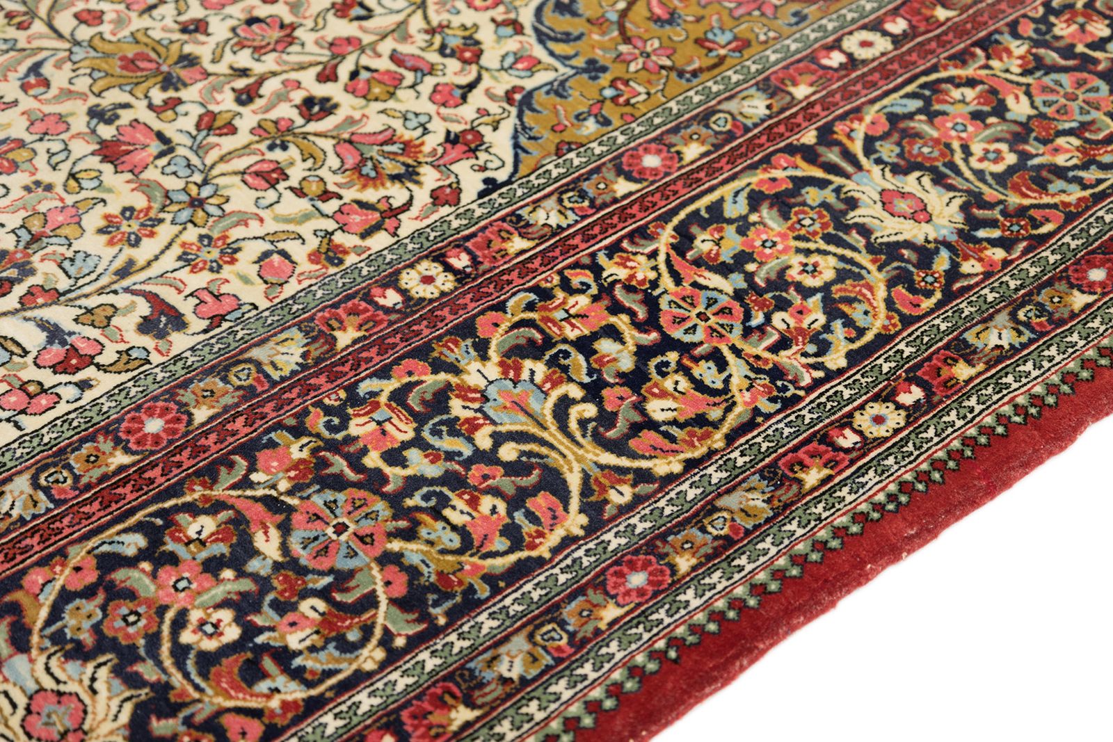 Ghom Rug, 307 × 215 Cm, Floral Medallion Design photo vinterior