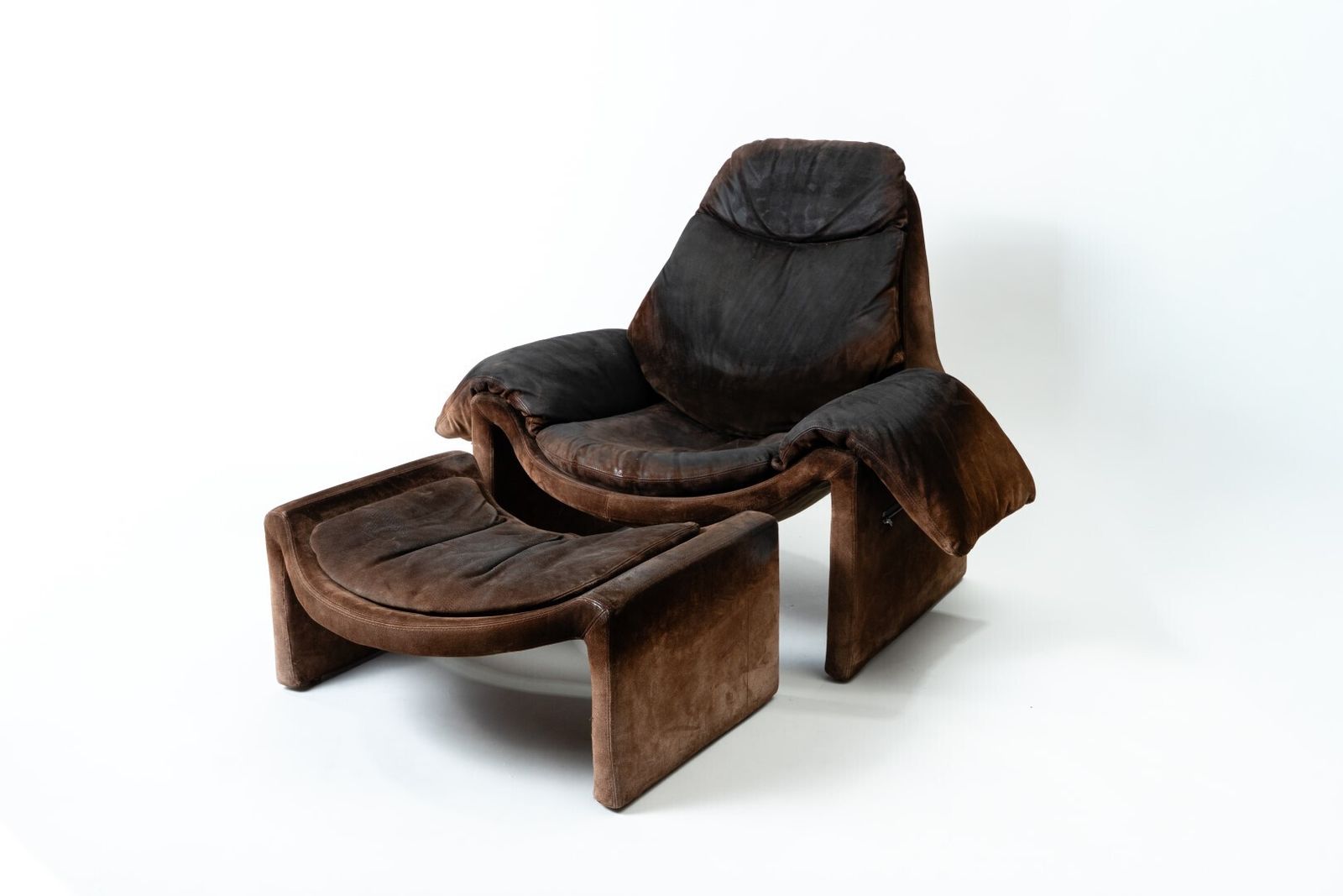 Vittorio Introini P60 Saporiti Italia Armchair And Ottoman Set – 1970s photo vintage