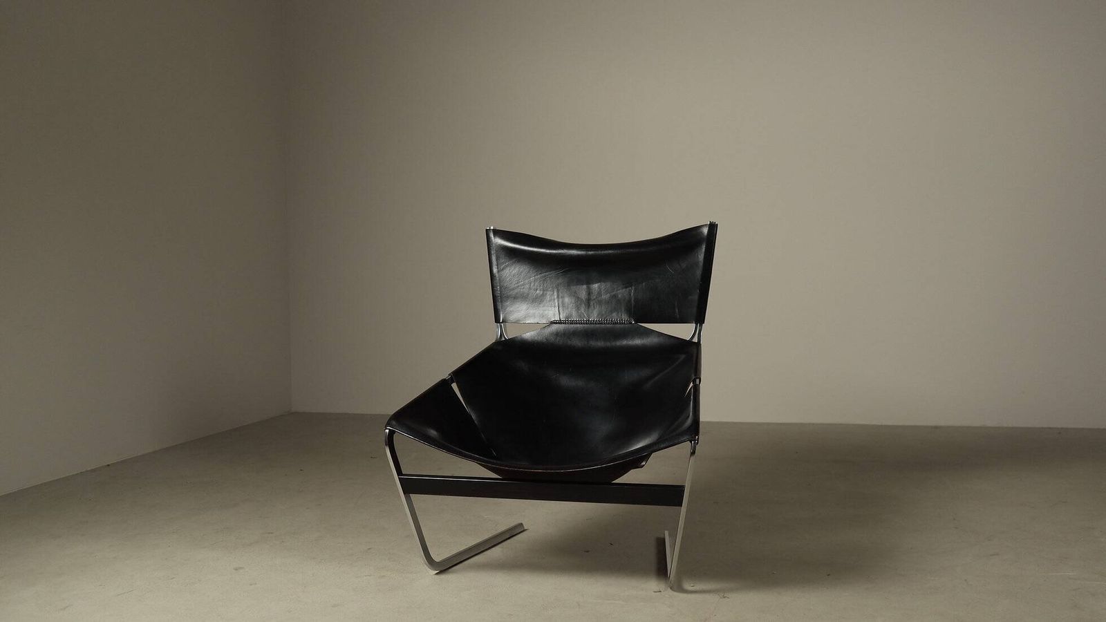 Pierre Paulin F444 Lounge Chair For Artifort, Netherlands, 1960s photo furniture