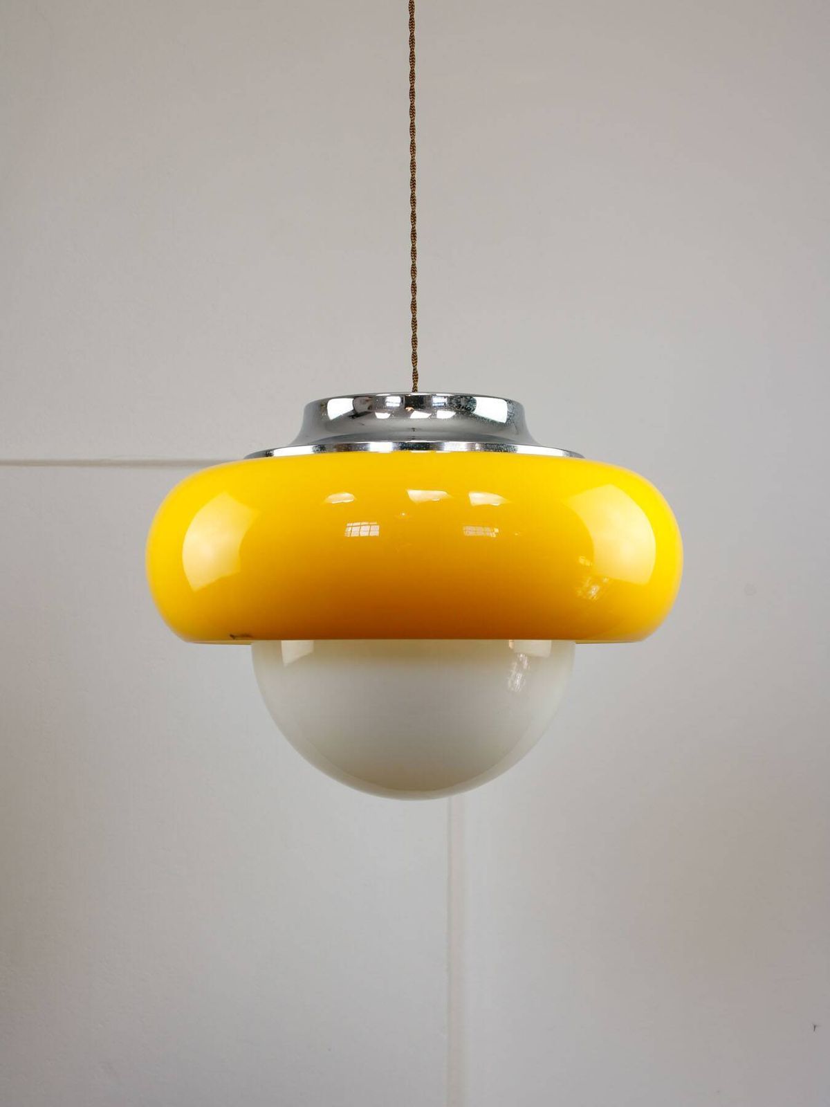 Verlichting Large Space Age Model Best Hanglamp van Guzzini in geel, jaren 1970 photo