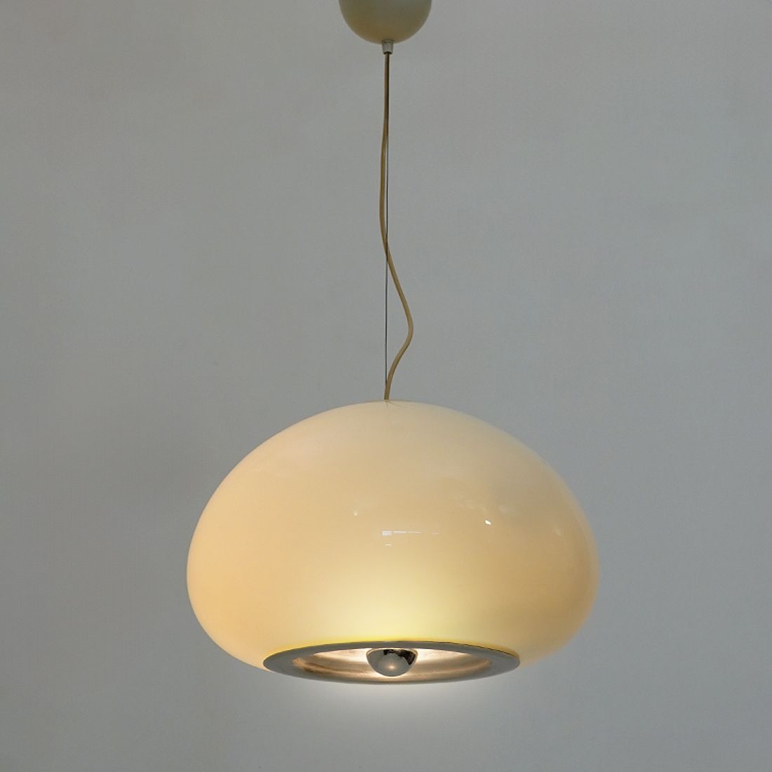“Black And White” Chandelier By The Castiglioni Brothers For Flos, 1960s photo vintage
