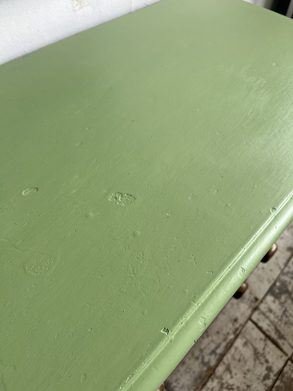 photo vinterior Small Victorian Green Painted Chest Of Drawers With Brass Cup Handles