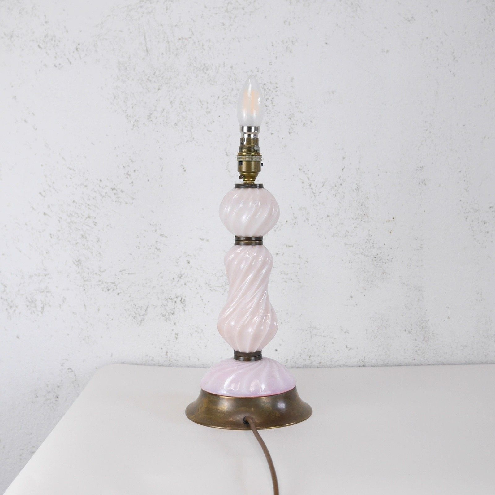 Vintage Pale Pink Milk Glass Brass Murano Style Lamp #102952 photo 95.0