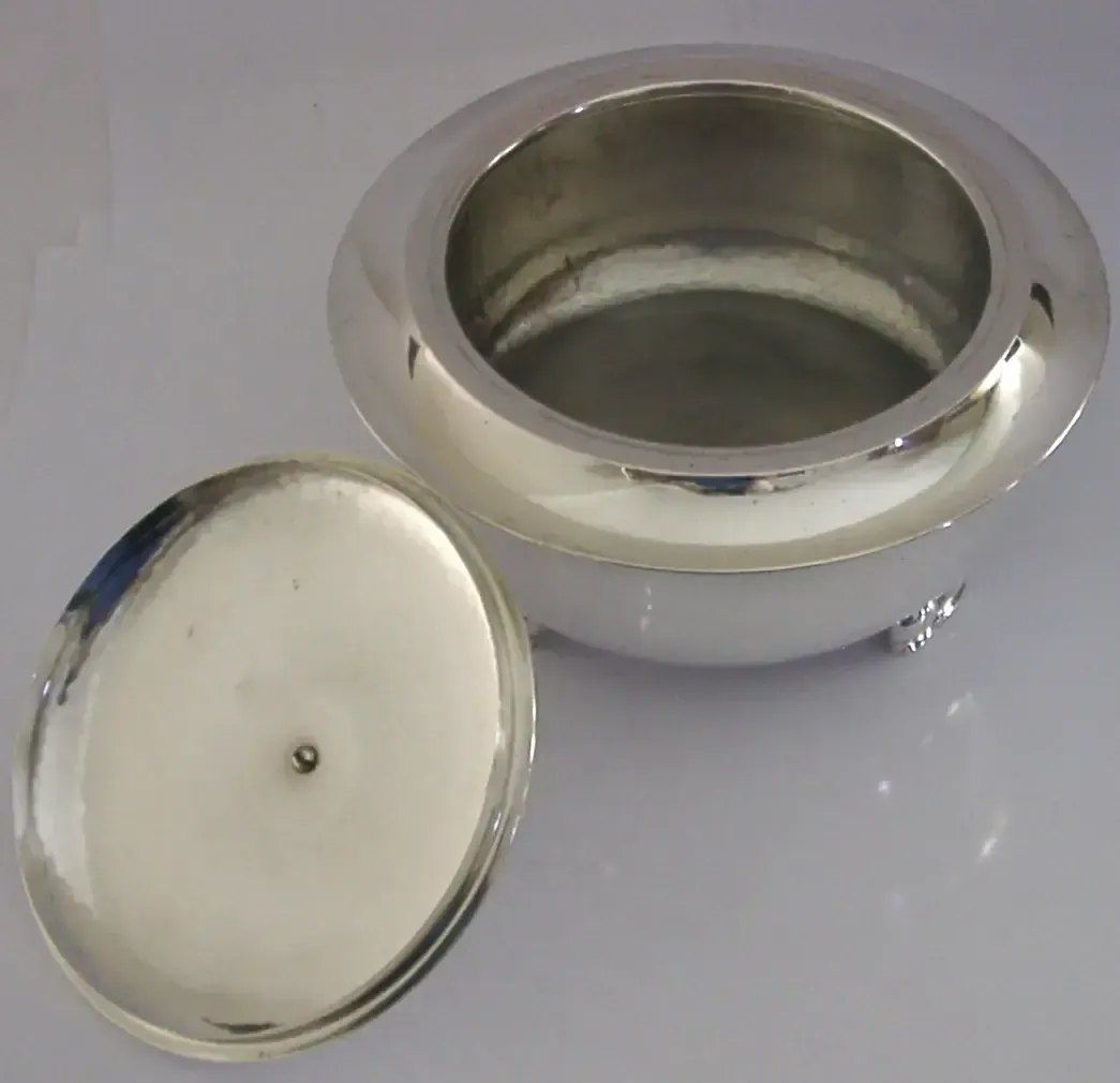 Grand bol couvert en argent massif 835, Arts & Crafts, 470 g, vers 1920, planisphérique photo vinterior
