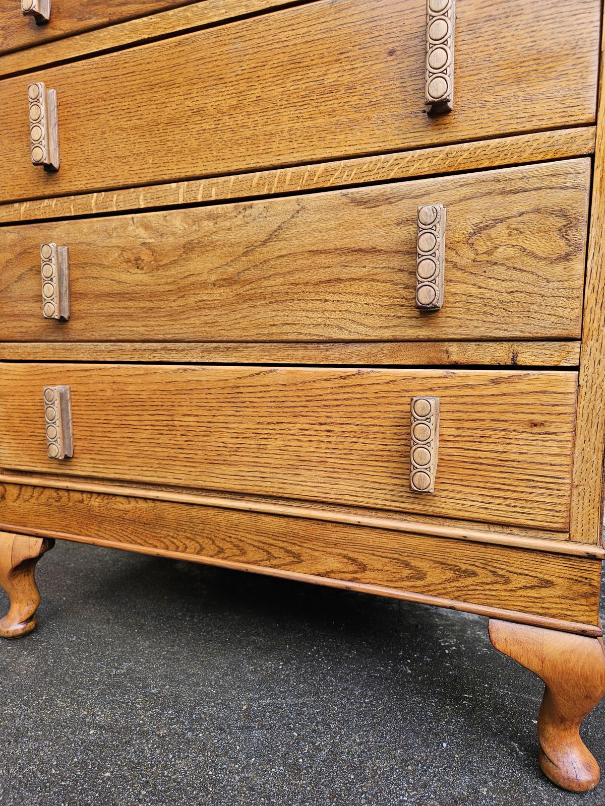 445.0 Vintage Oak Chest Of Drawers Five Drawer Cabinet photo