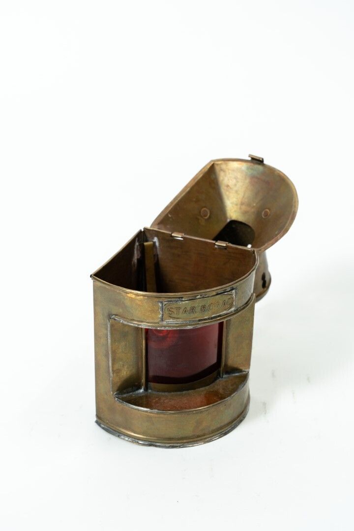 Antique Brass Ship's Lamp Marked "Starboard"   With Original Red Indicator Glass (Turn Of The 19th 20th Century) photo Lighting