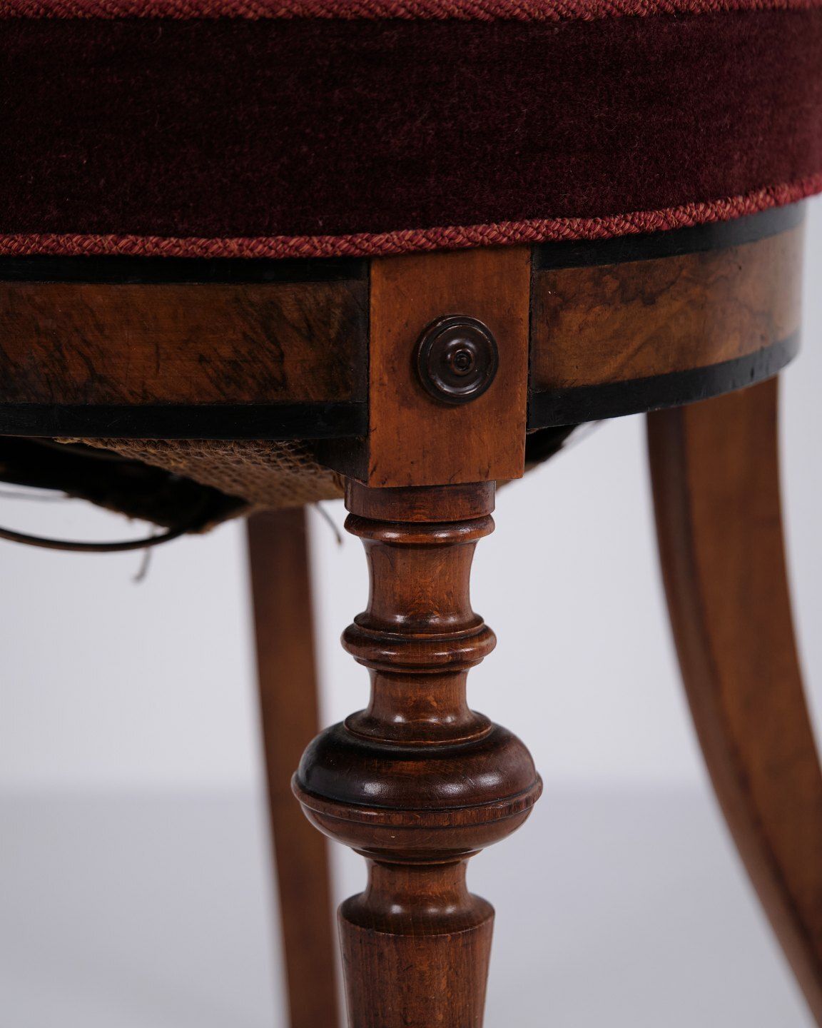 Small Piano Stool In Polished Walnut With Marquetry From 1880 photo vintage