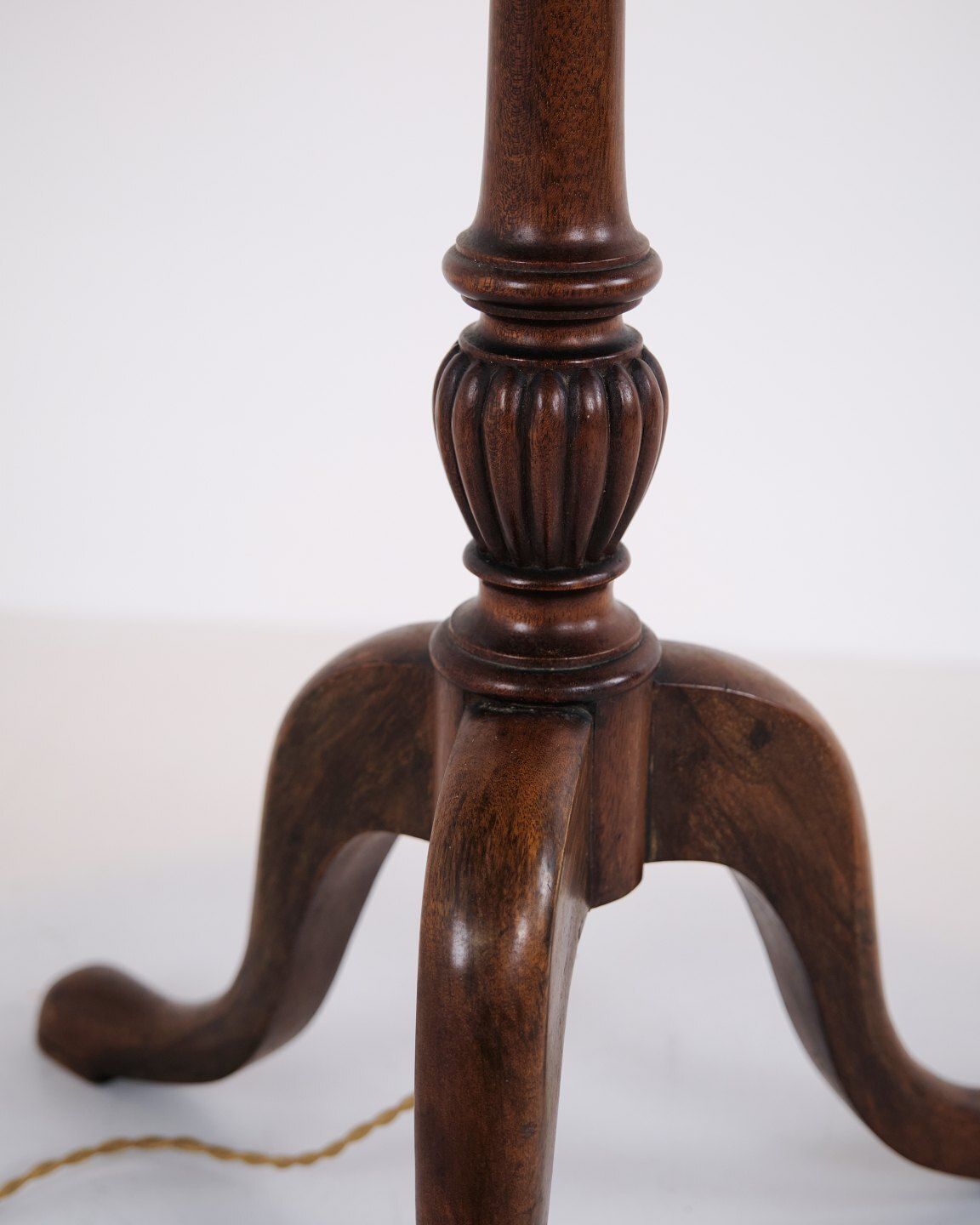 Floor Lamp / Standard Lamp With Mahogany Table In Late Empire Style photo buy