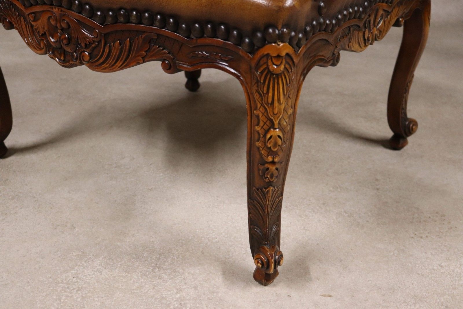 Vintage French Louis XV Style Carved Beechwood Fauteuil Tooled Leather Armchair photo vinterior