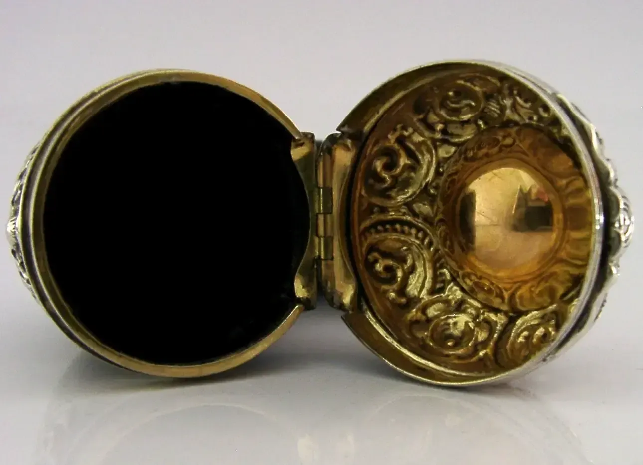 545.0 Zeldzame Schotse Georgische sterling zilveren snuifdoos, medisch, Liverpool, ca. 1820 photo