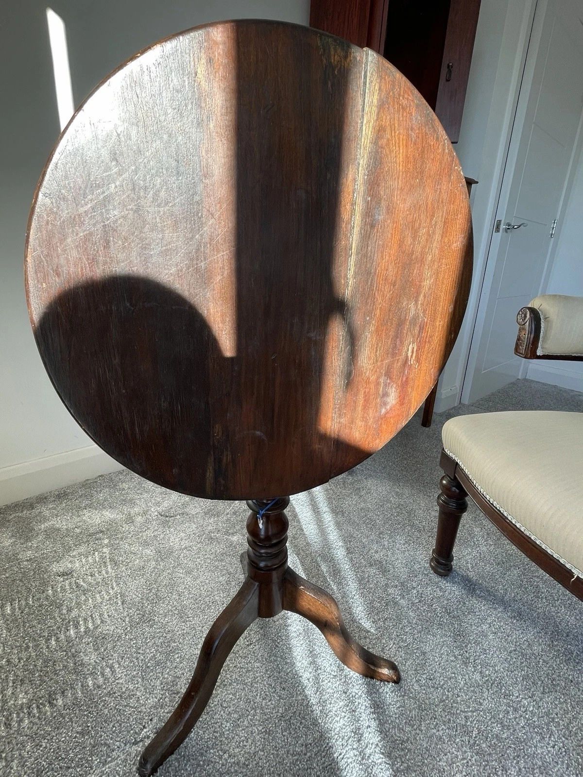 Antique Dark Oak Tilt Top Tripod Pedestal Side Tea Table photo for sale