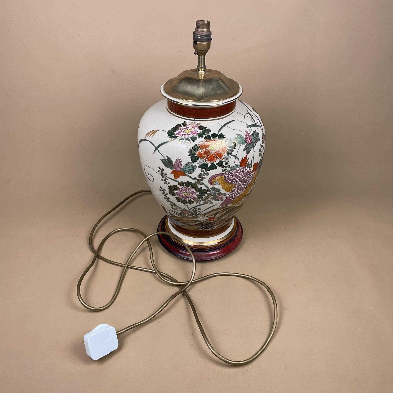Lighting Large Oriental Antique Ceramic Lamp Light Bedside Table Hand Painted Floral Design Birds Gold Metal Painted Wood Base Chinese Vase Vintage photo