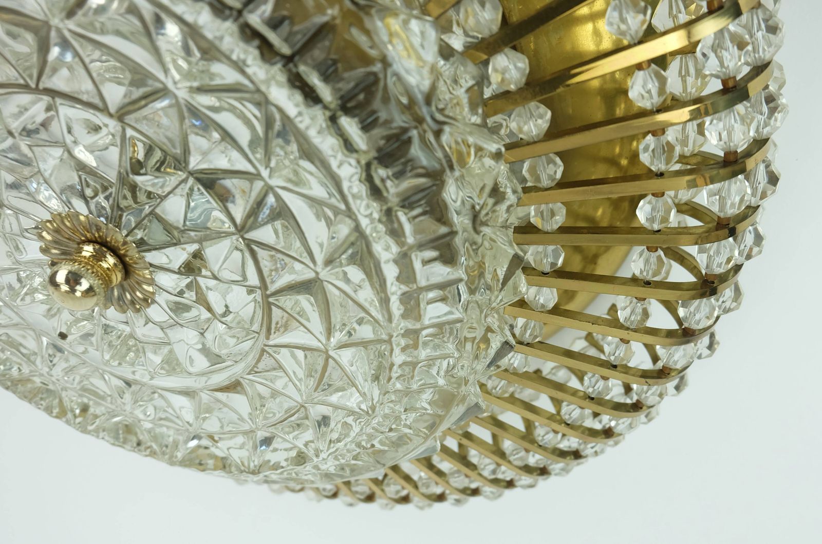 Glamoureuze plafondlamp uit de jaren 1960, messing en glas photo buy
