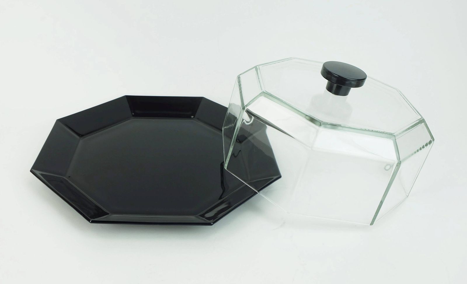 Arcoroc Octime Taartschaal Met Zwarte En Heldere Glazen Stolp Of Kaasstolp photo Woonaccessoires