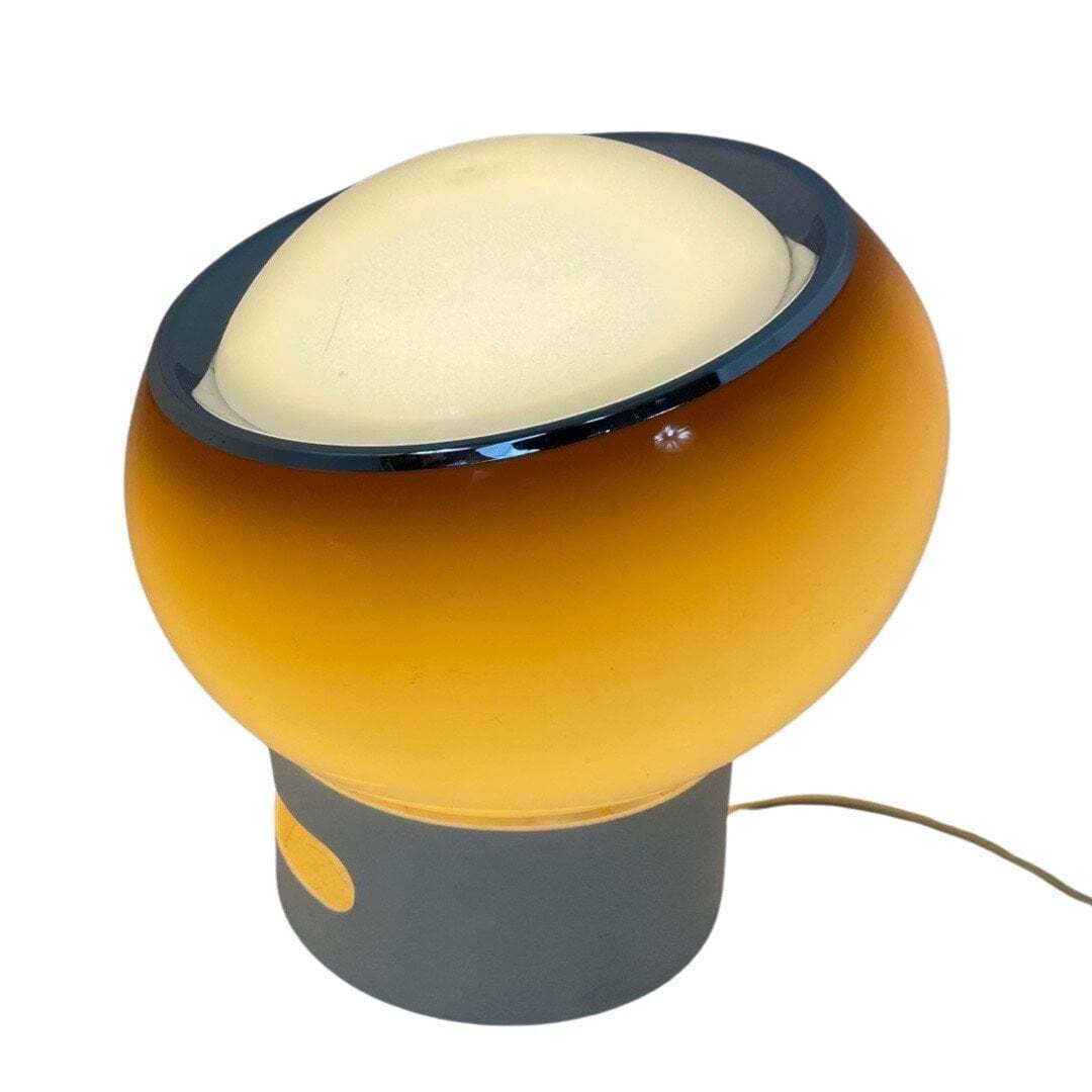 Guzzini   Lamp Model 'Clan'   Space Age Design, Italian Design, 70's   White Acrylic Base And Brown Shade photo for sale