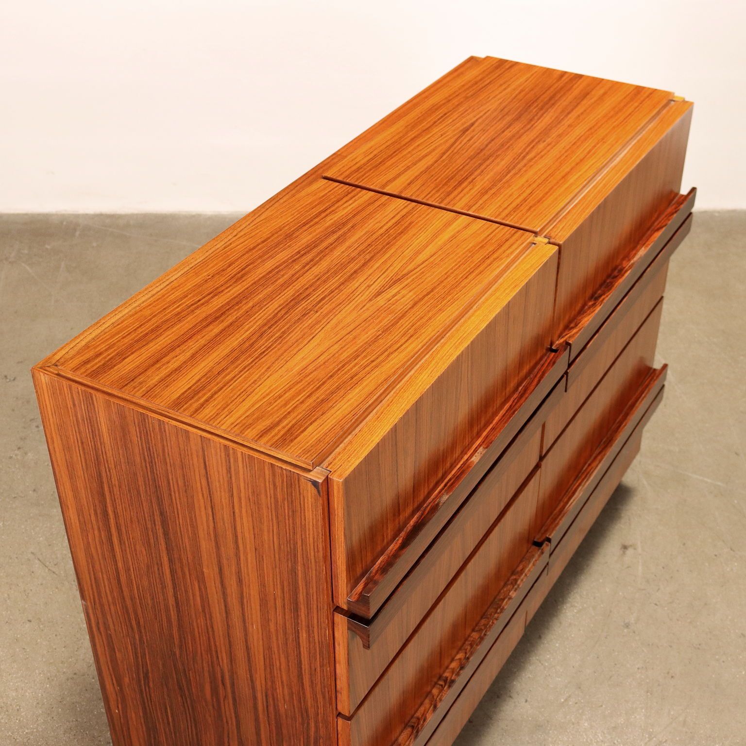 photo furniture Vintage Cabinet Exotic Wood Veneer Italy 1960s