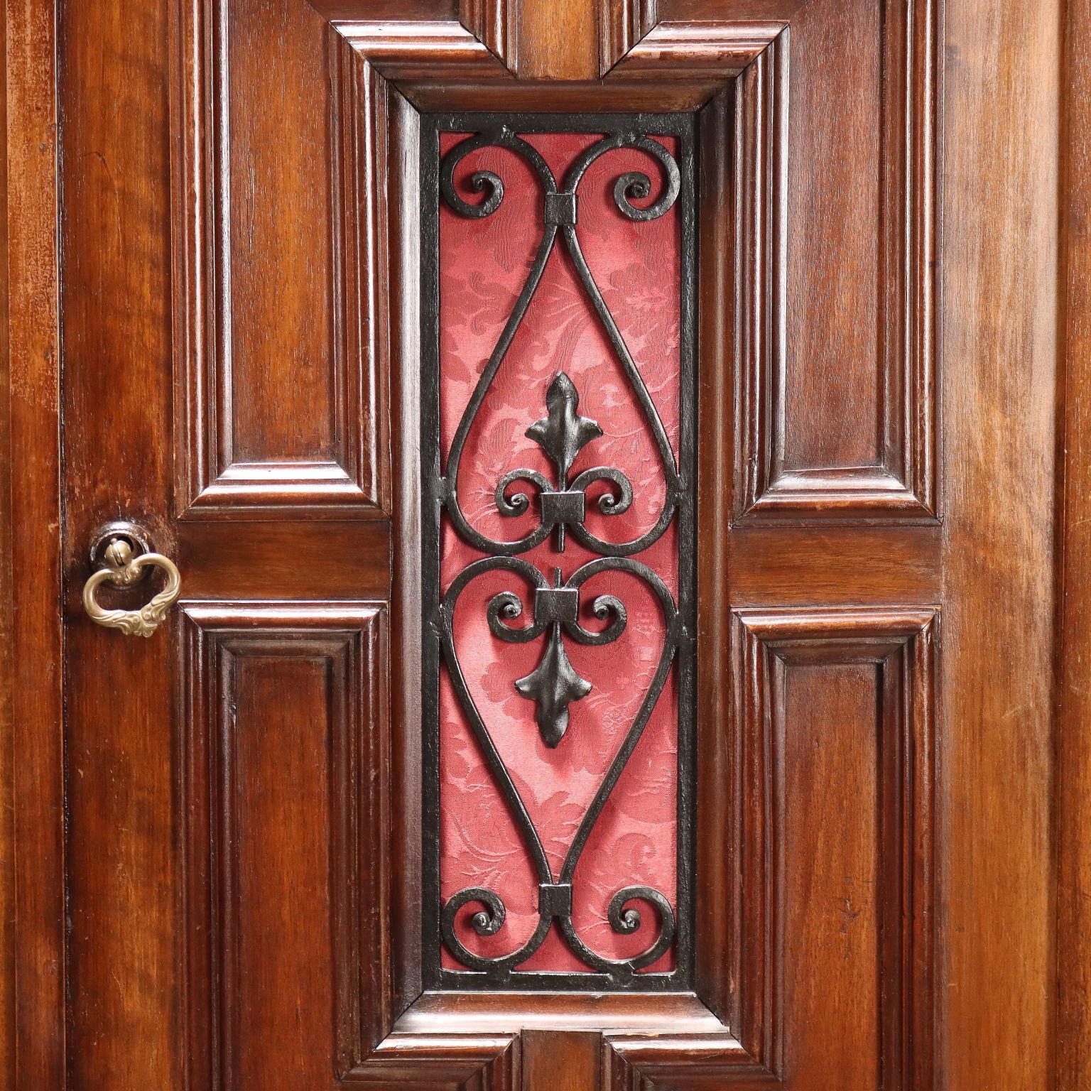 Armoire d'époque à double corps en acajou, Italie, XXe siècle photo 320.0