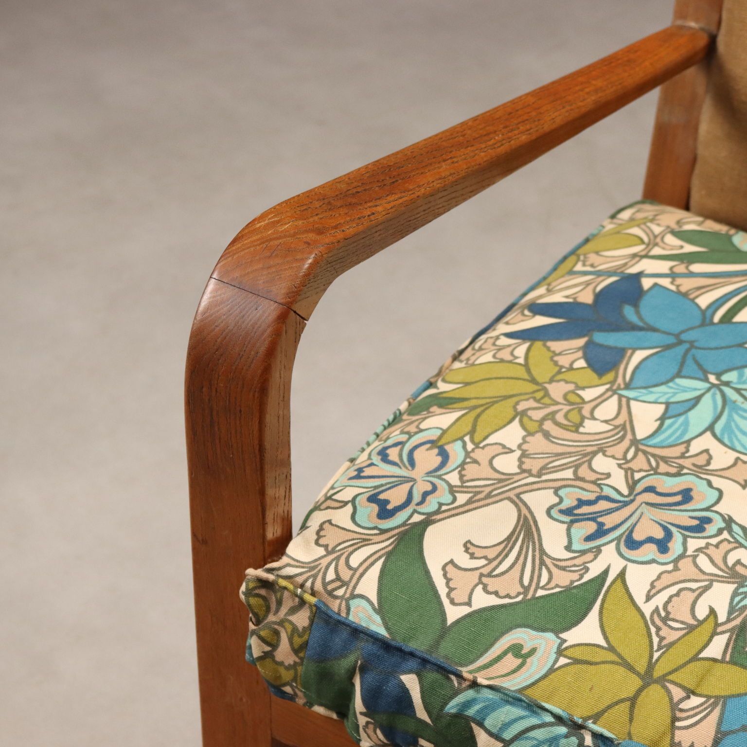 Vintage Armchairs Oak Cloth Fabric Foam Design Italy 1940s photo 980.0