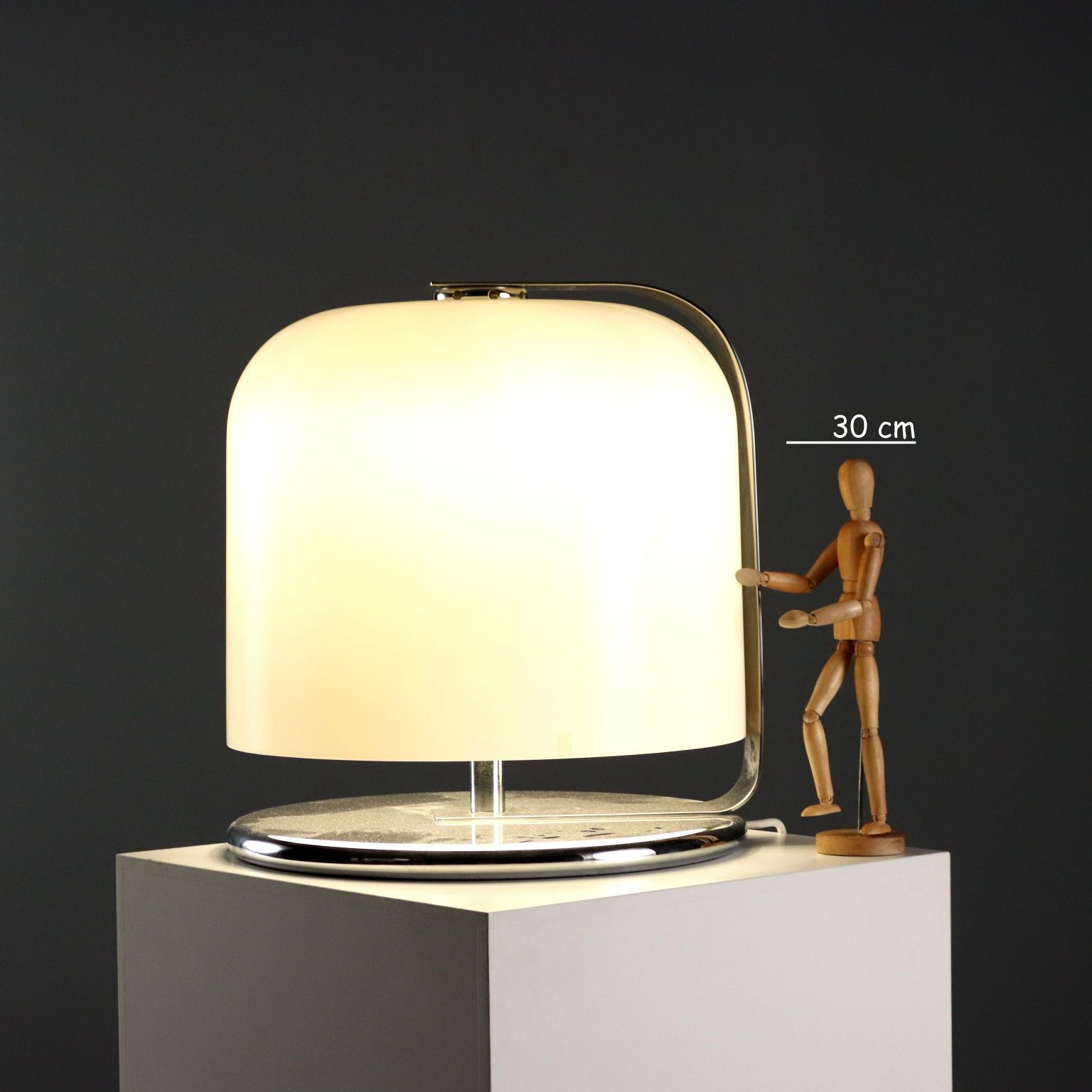 Guzzini Alvise Lamp Vintage Design Luigi Massoni Italy 1960s photo for sale