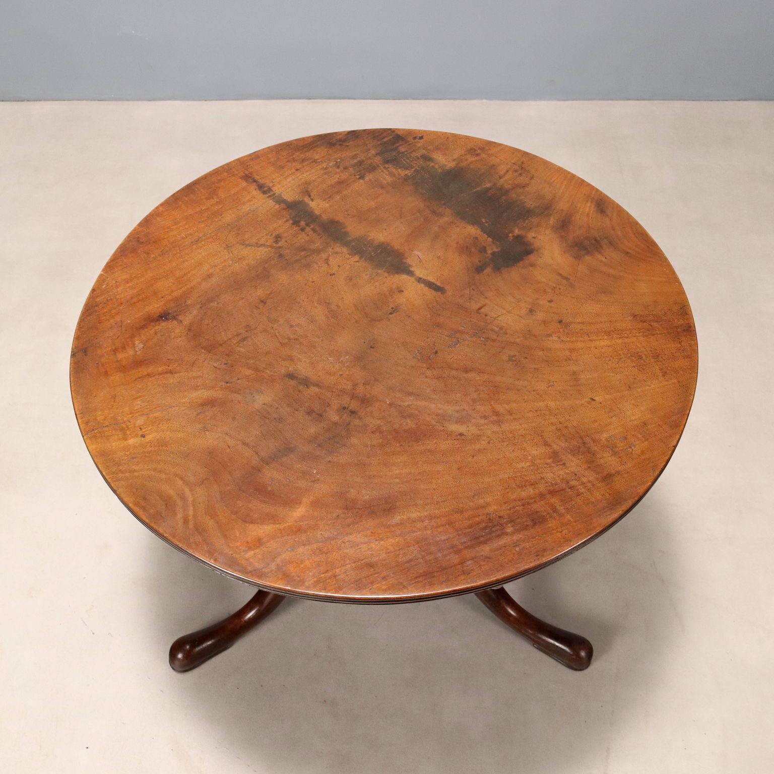 Kleine Antieke Tafel Walnoot Rond Blad Verenigd Koninkrijk 19e Eeuw photo buy