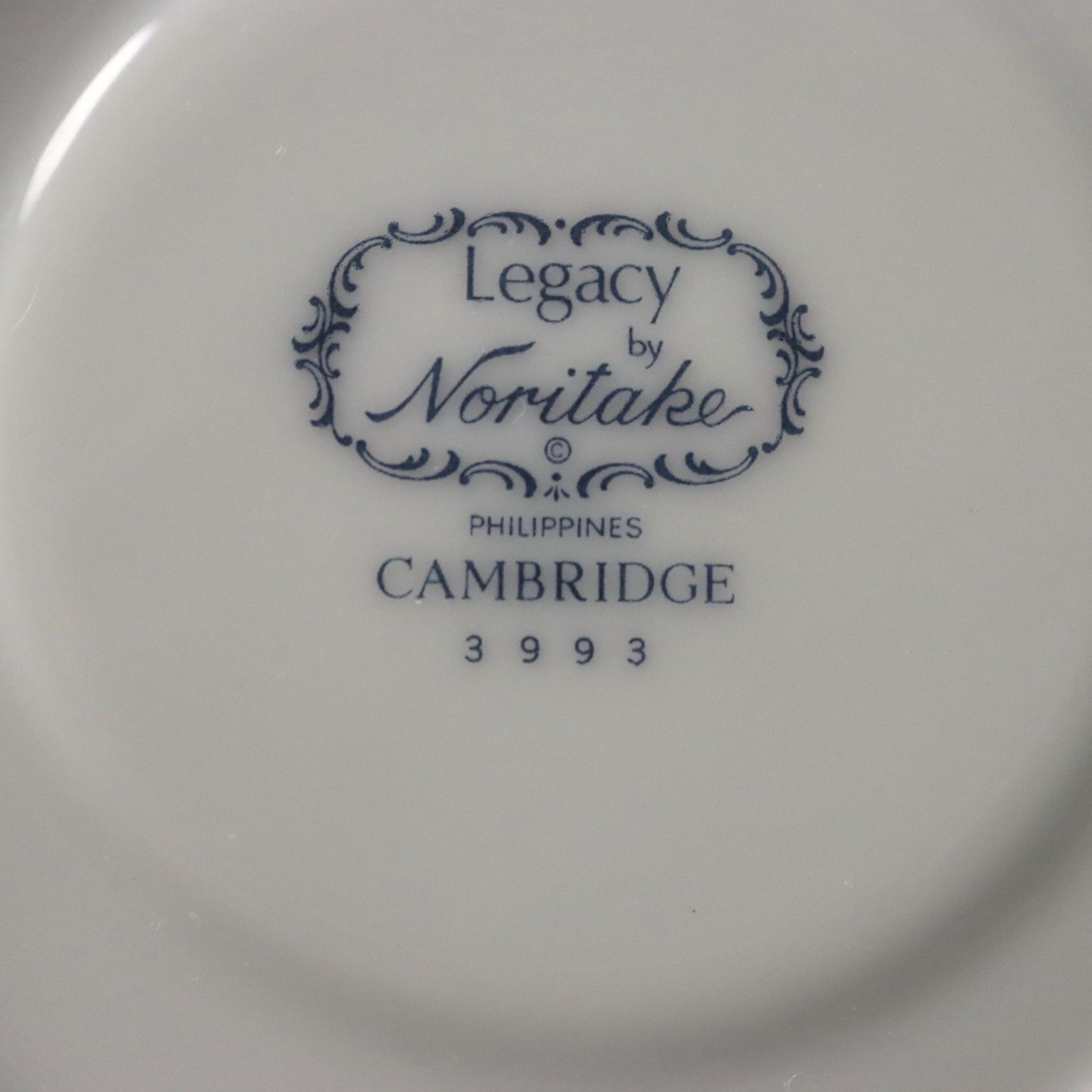 photo furniture Noritake Cambridge Tea Set 3993 Porcelain Philippines Xxi Century