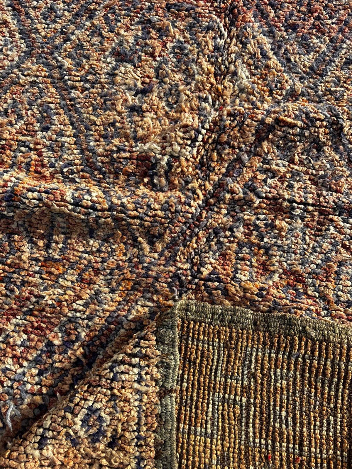 Vintage Moroccan Beni M’guild Rug 190x290 Cm – Authentic Handwoven Wool Berber Rug From The Atlas Mountains photo vinterior