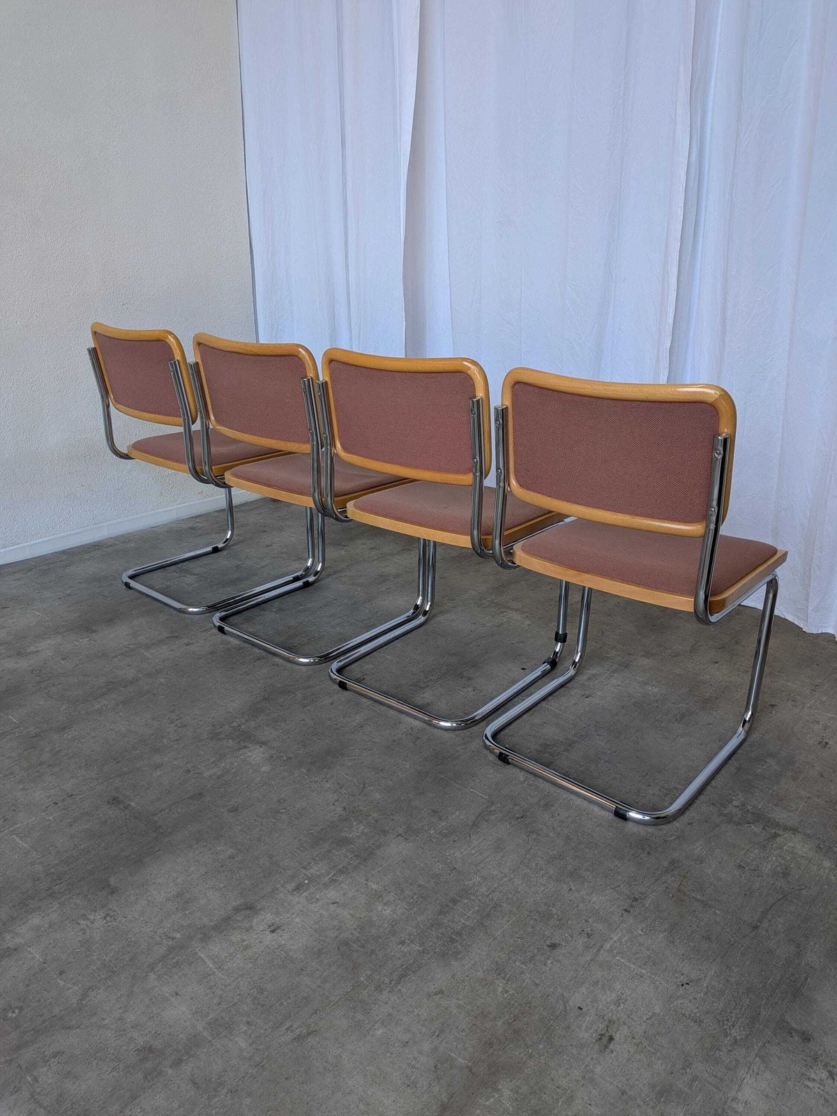 photo vintage Set Of 6 Vintage Cesca Chair By Bene Austria 1970s / Mid Century Chrome Dining Chairs /