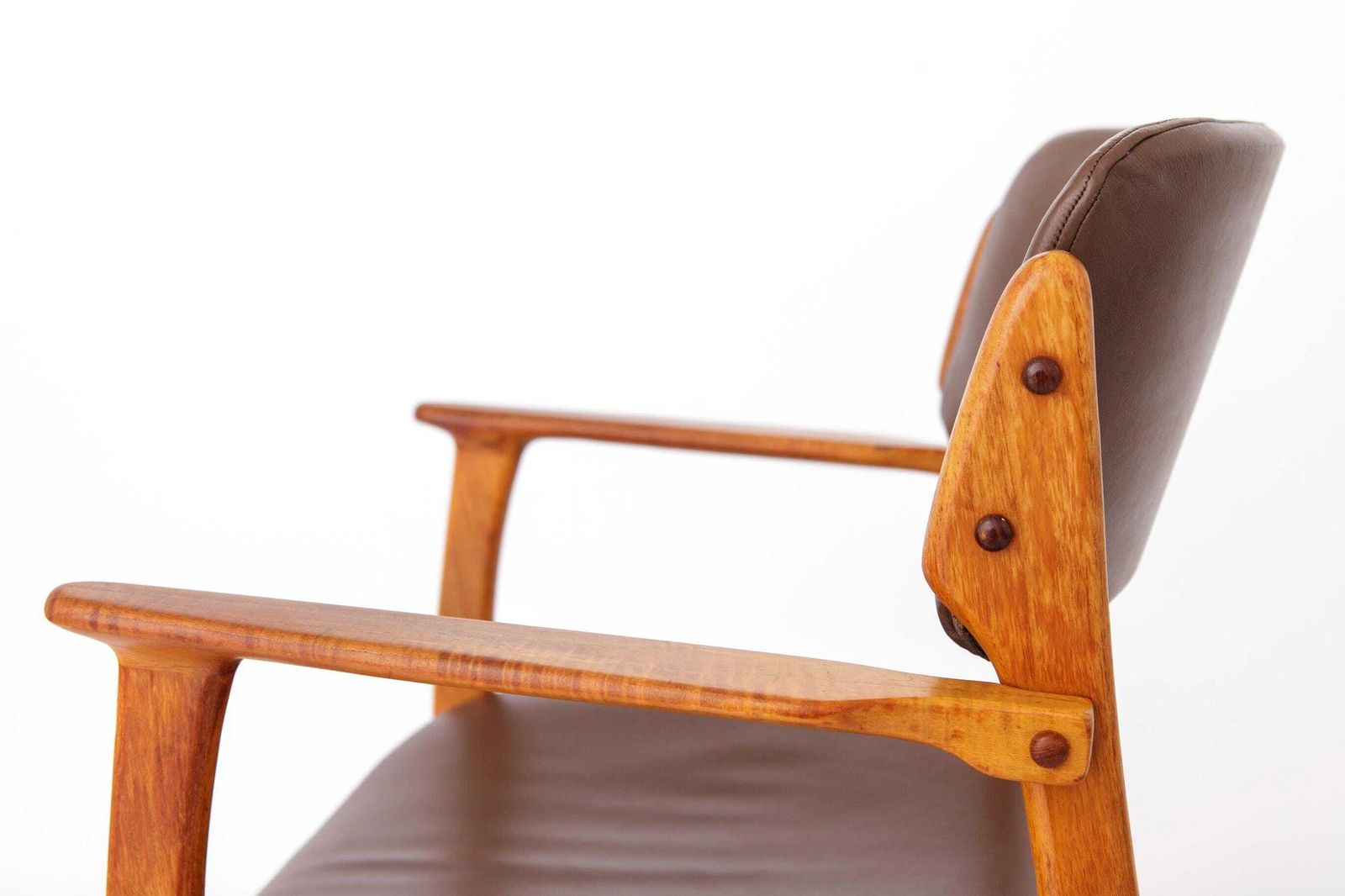 Vintage Erik Buch Model 49 fauteuils in teakhout, Denemarken ca. jaren 1960 – set van 2 Deense mid-century eetkamerstoelen photo buy