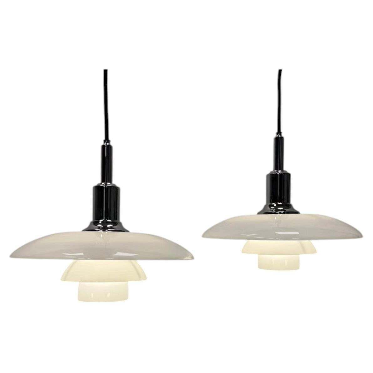 Vintage PH 3/2 Hanglampen in Wit Opaalwit Glas van Poul Henningsen voor Louis Poulsen