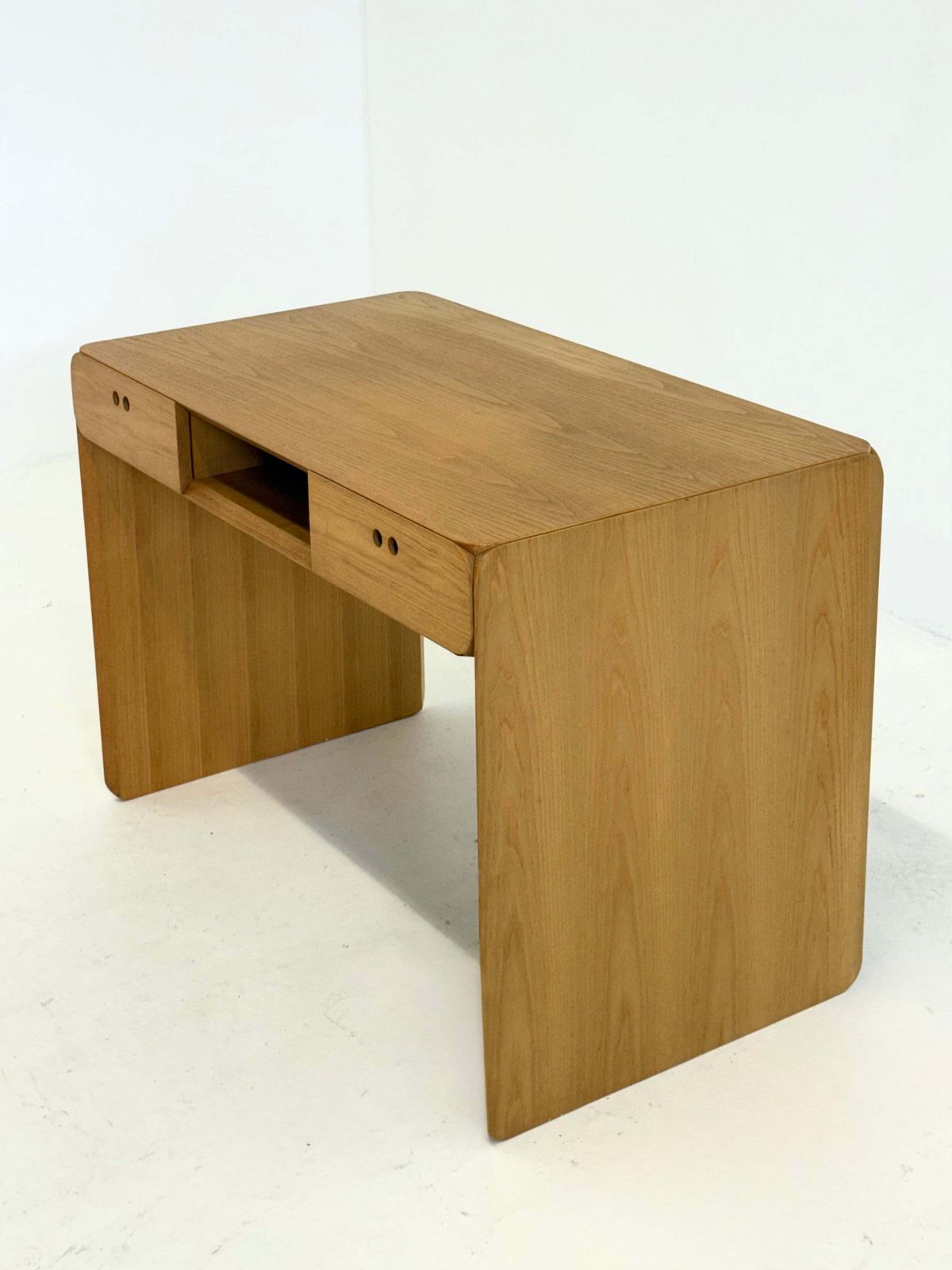photo buy Samara Desk And Chair Set By Derk Jan De Vries For Maisa Di Seveso
