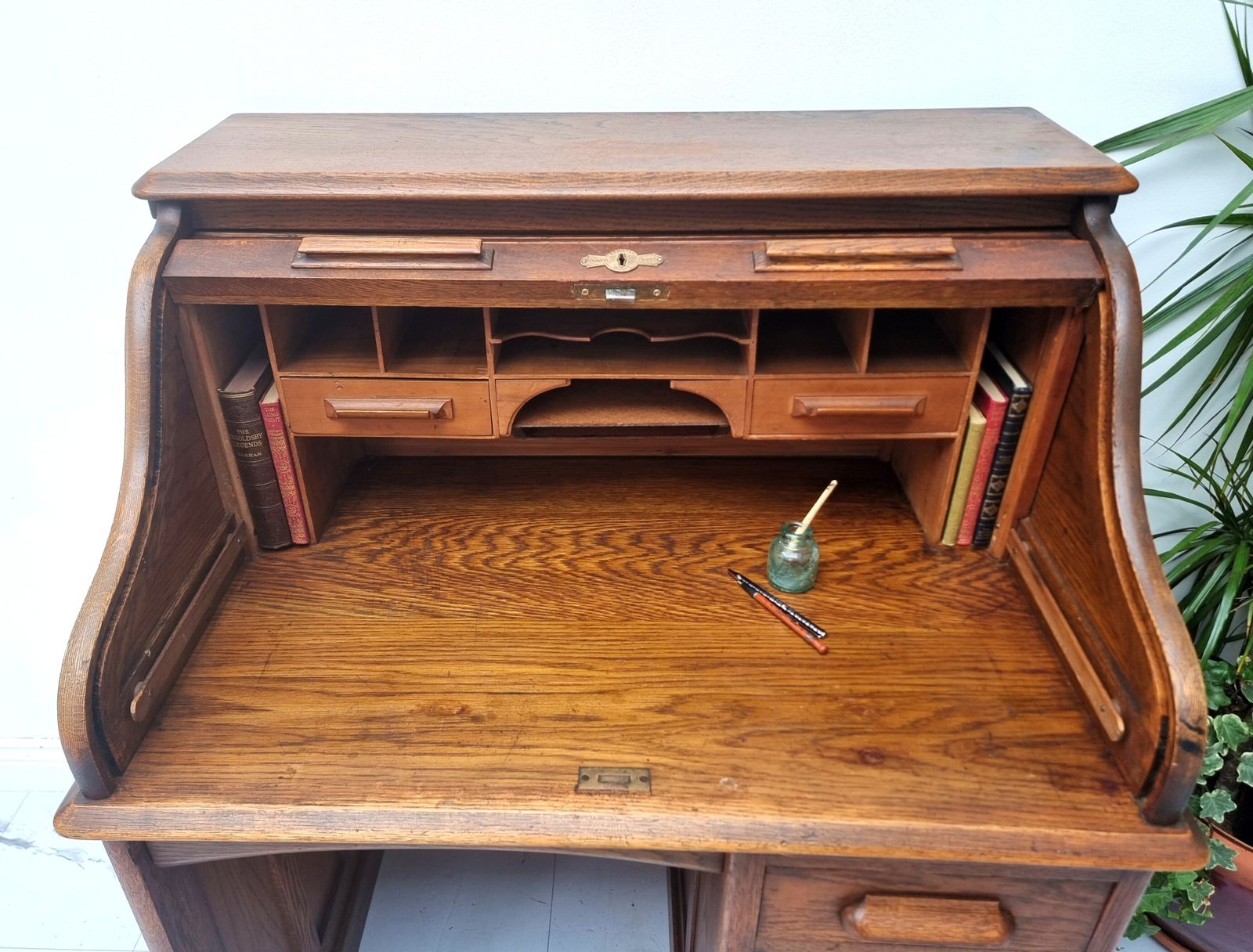 Oak Roll Top Tambour Pedestal Desk Bureau Harris Lebus Freestanding Panelled All Sides photo vintage