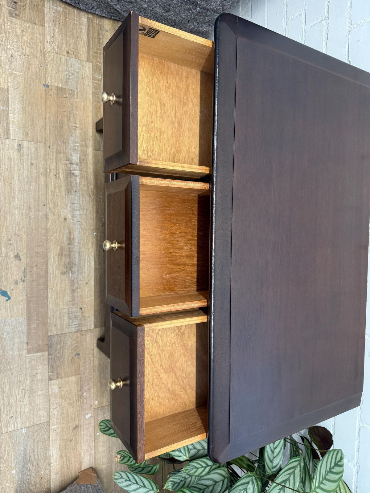 photo furniture Stag Minstrel 3 Over 2 Chest Of Drawers – Original Mahogany Finish