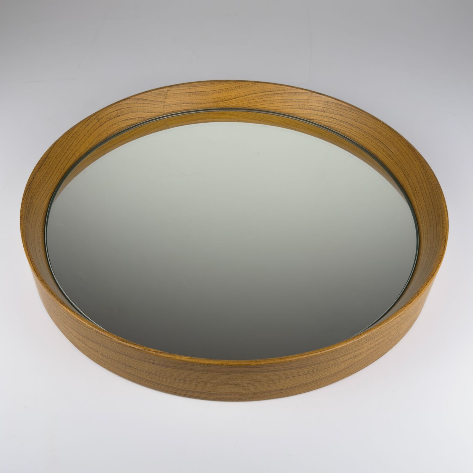 Mid-Century wandspiegel, Italië jaren 1960 photo 550.0