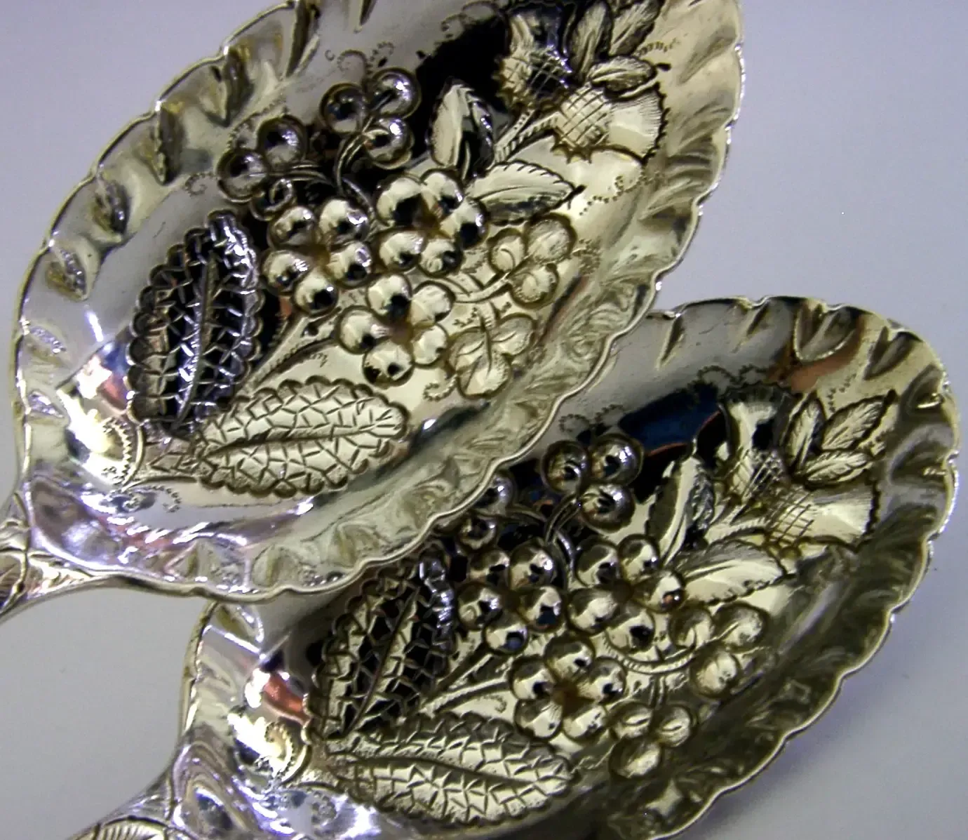146g Thistle Rose Shamrock Victoriaans Sterling Zilver Opscheplepels 1891
