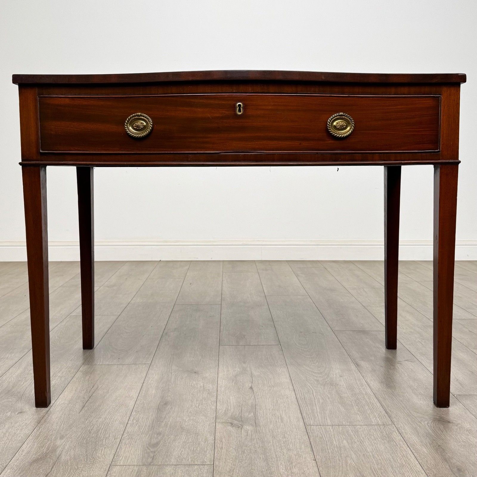 Antique 19th Century Serpentine Writing Table In Mahogany ( Af 5691 )