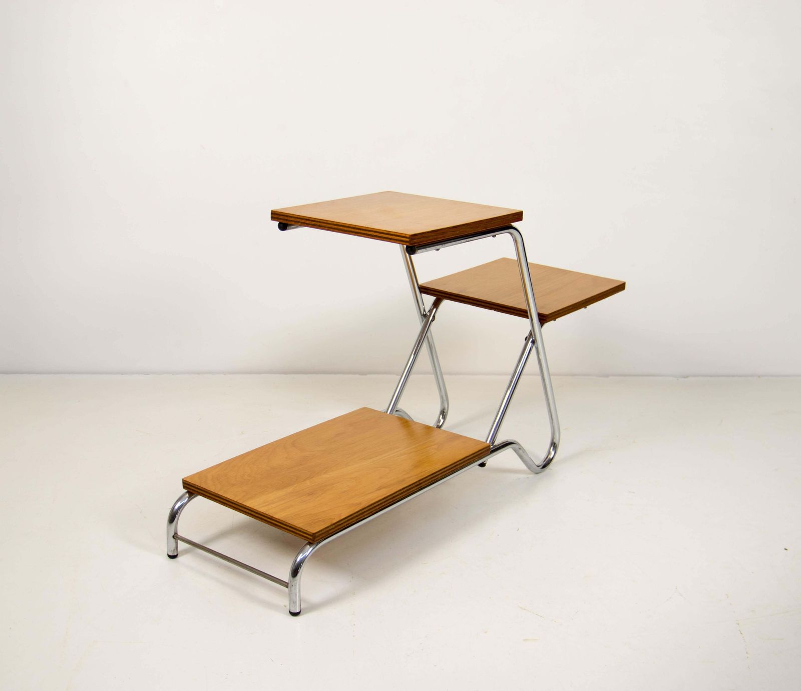 Mid Century Modern Flower Stand By Kovona, Chrome & Plywood, 1960s photo vinterior