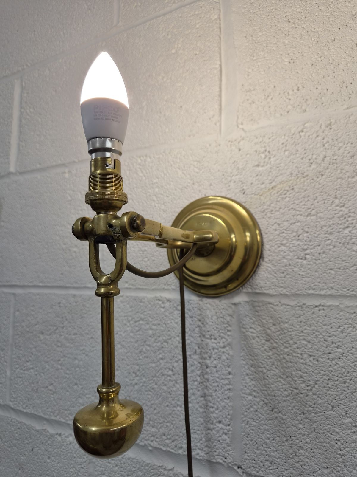 Matched Pair Of Antique Brass Maritime Gimbal Wall Sconces Or Table Lamps  Playmit & Mcgeoch photo buy