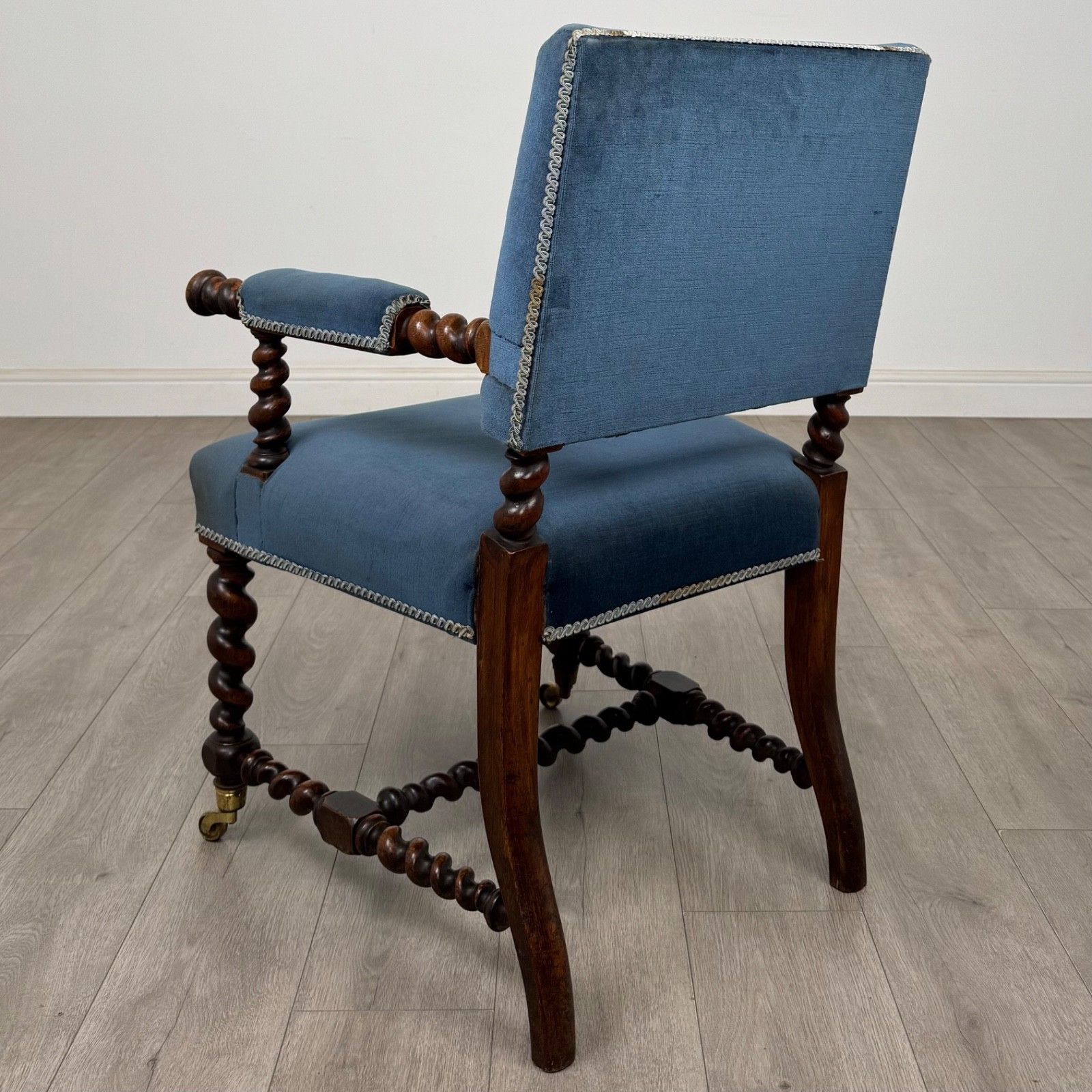 Antique 19th Century Carved Victorian Armchair In Oak ( Af 5666 ) photo for sale