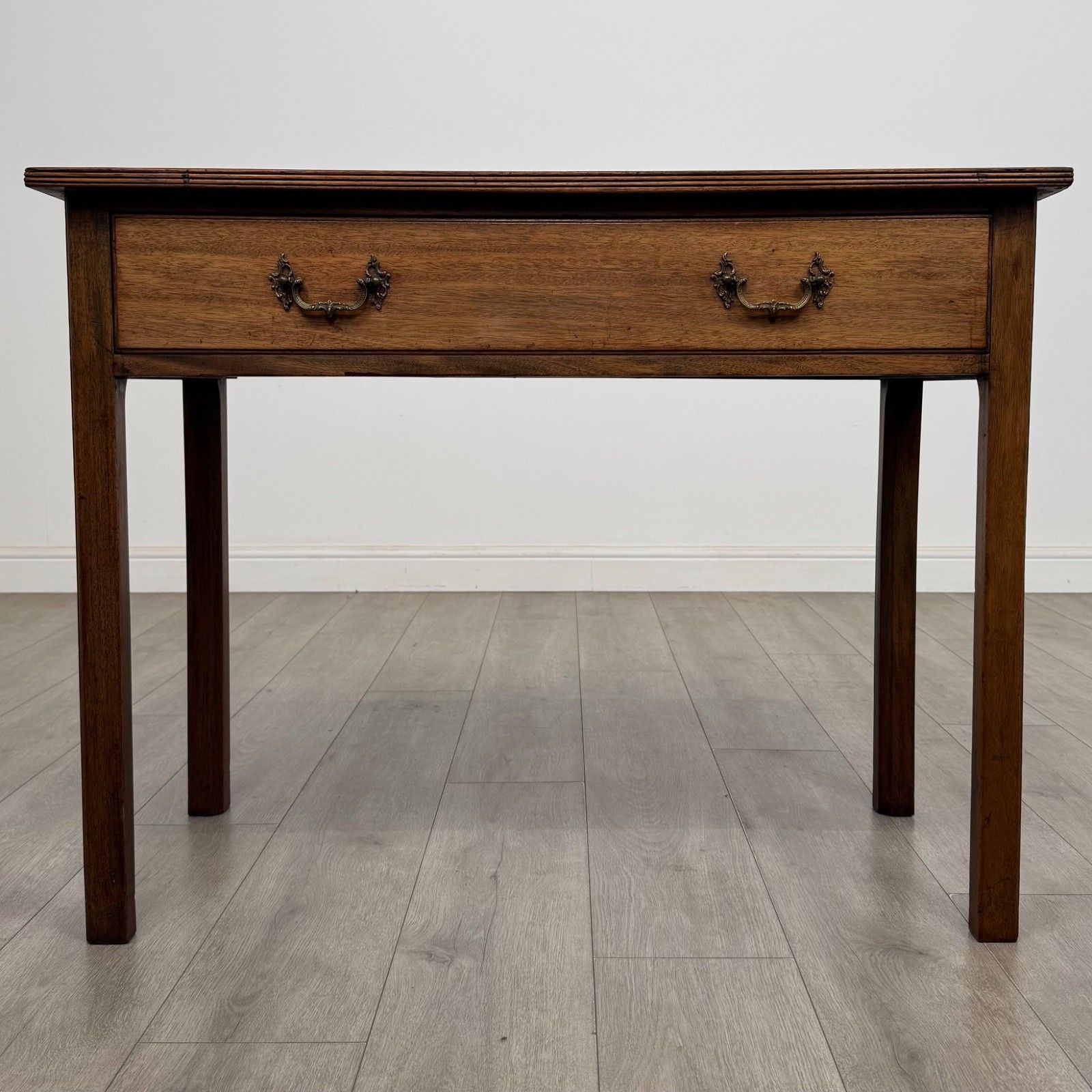 Antique 20th Century Good Quality Writing Table In Mahogany ( Af 5664 )