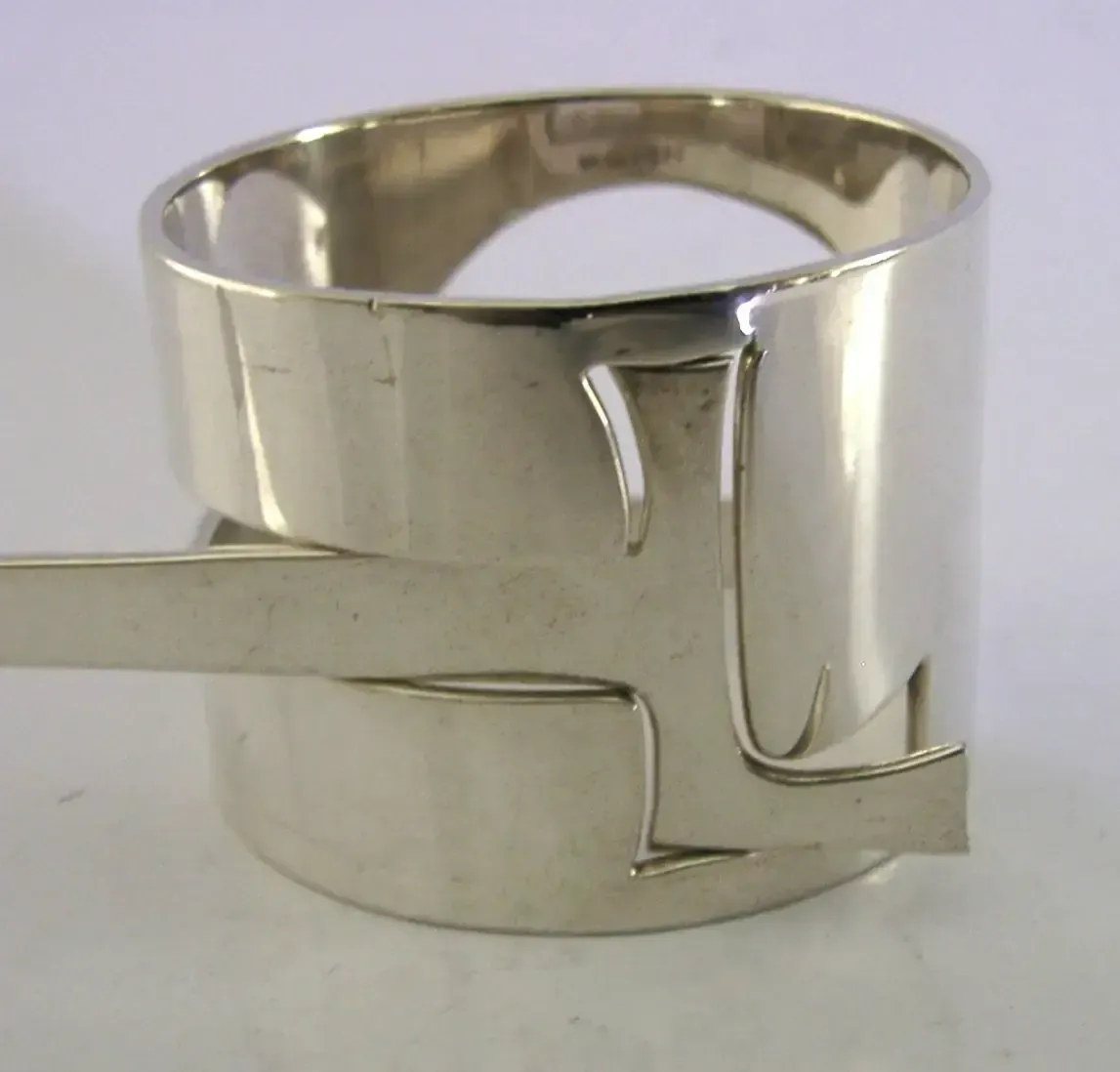 Heavy 71g 'L' Pierced Napkin Ring & 'L' Spoon Cut From It 2000 Superb Design photo Home Decor