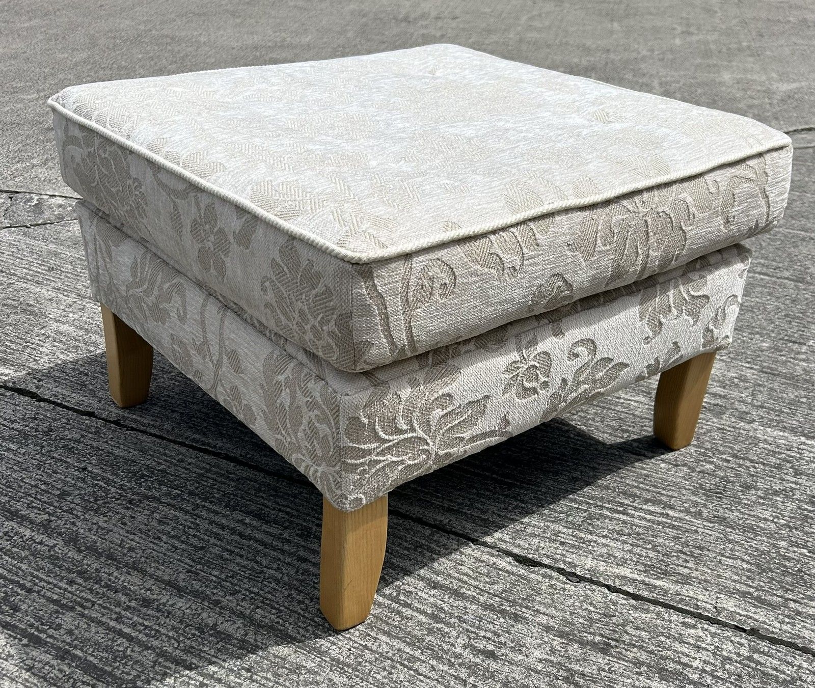 Ercol Palma Premier Footstool Pouffe In Pavina Beige Fabric