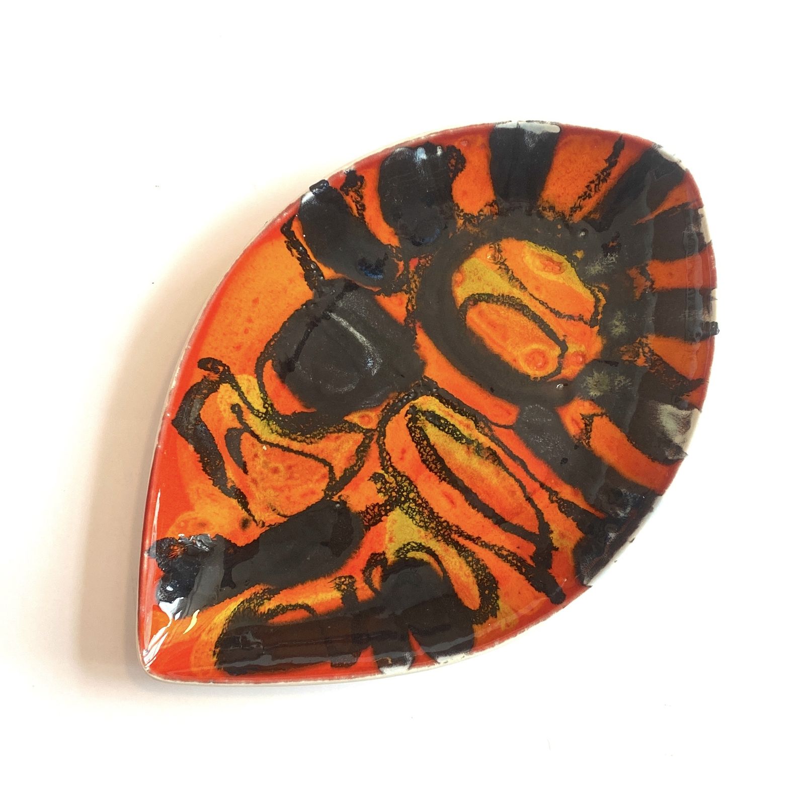Poole Pottery Delphis Teardrop Dish, Shape 91, In Multicoloured Glaze, 1970 English Pottery