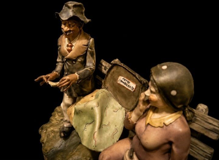 Italian Capodimonte Figurine Pietro L Ambulante Cabrelli photo Art