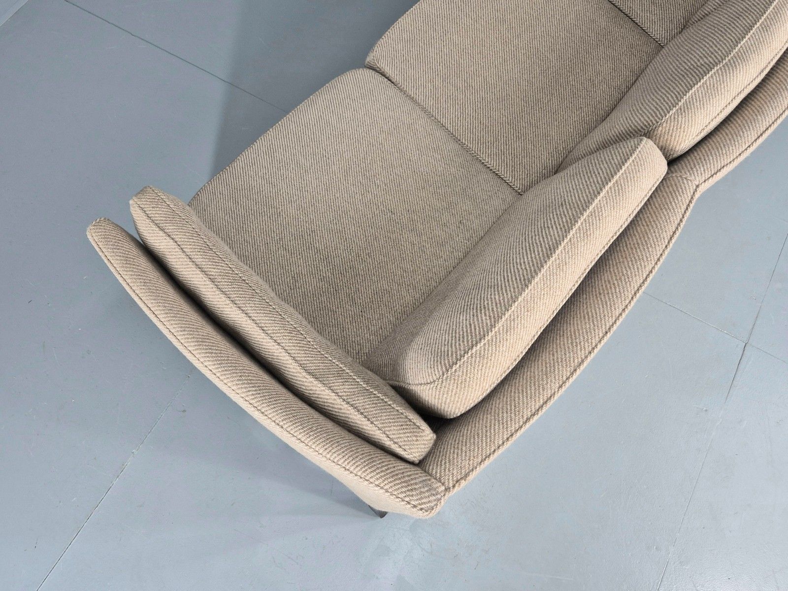 photo vintage Vintage 3 Seater Sofa Danish Cream Wool Gunnar Grandt Retro Mcm Eb07792