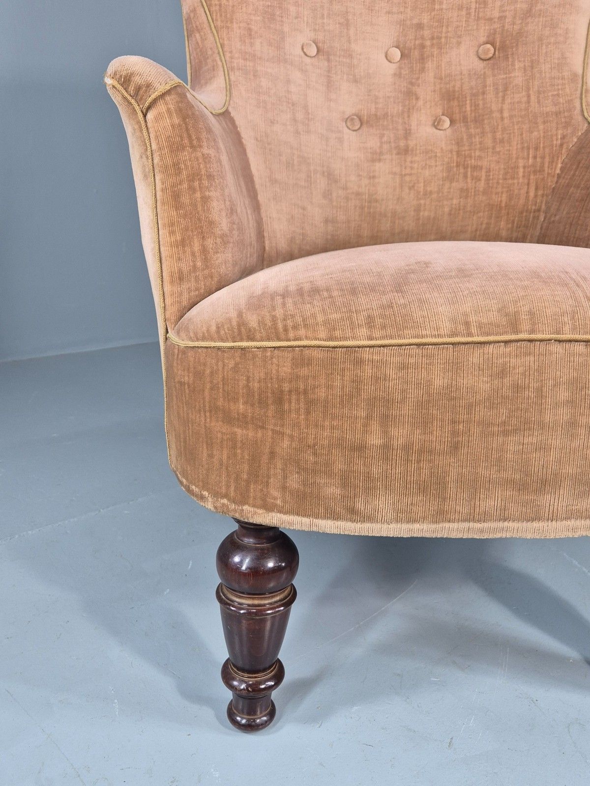 photo vintage Antique Tub Chair Danish Peach Velour Upholstery 1900s  Eb11934