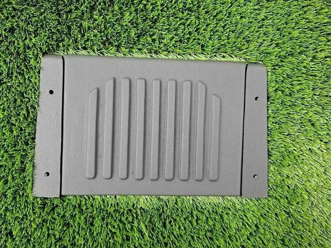 Gallery Fireplace Cast Iron Back Plate Complete With Side Brackets And Fittings