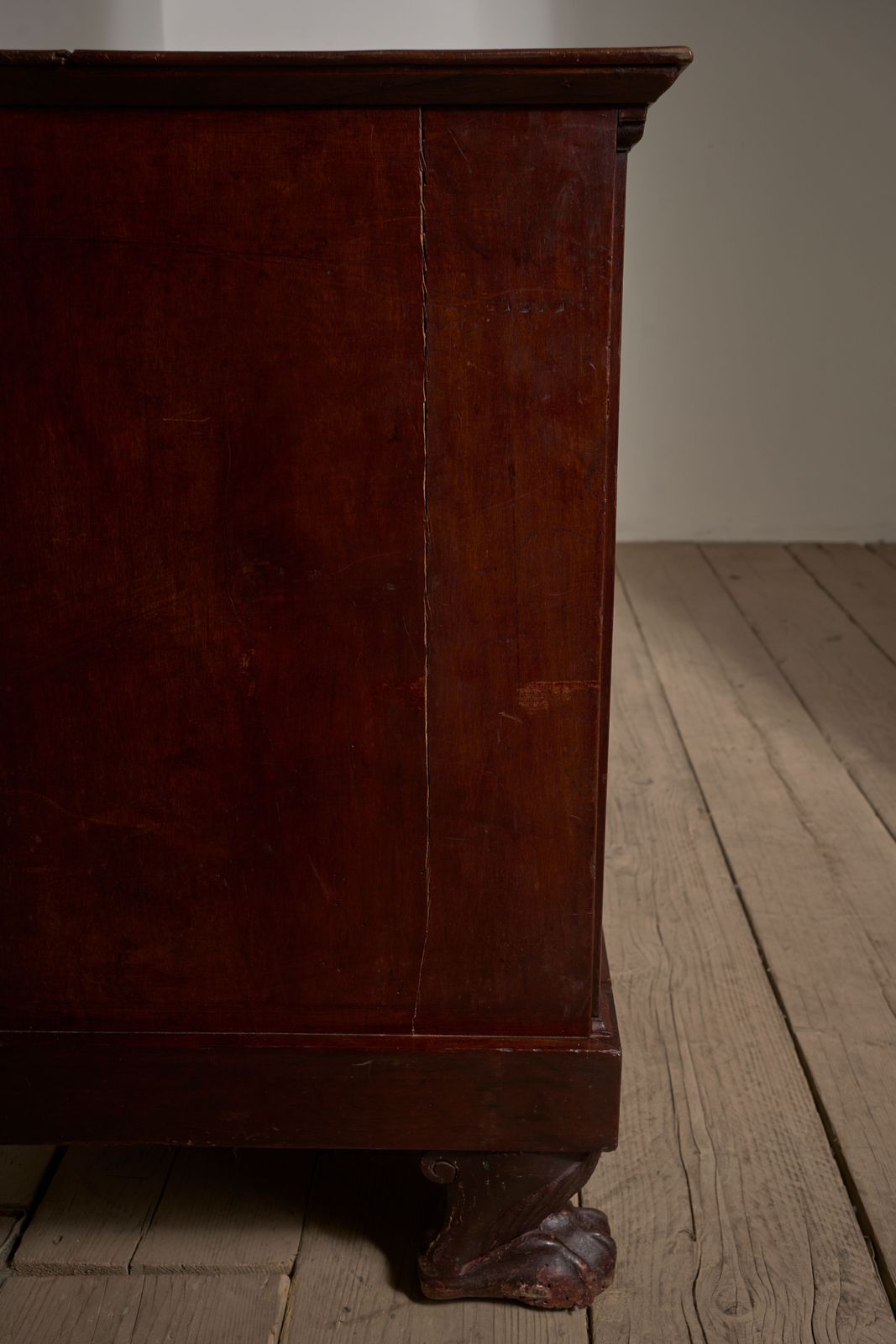 photo furniture 19th Century Mahogany Paw Footed Chest Of Drawers